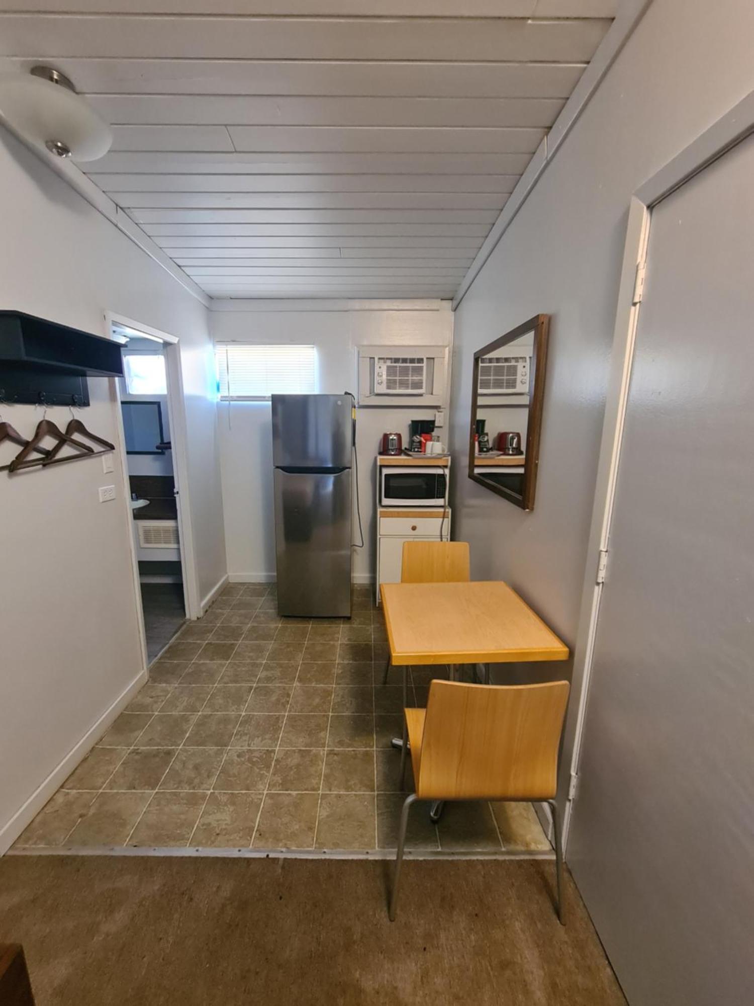Sundowner Motel Cache Creek Bagian luar foto