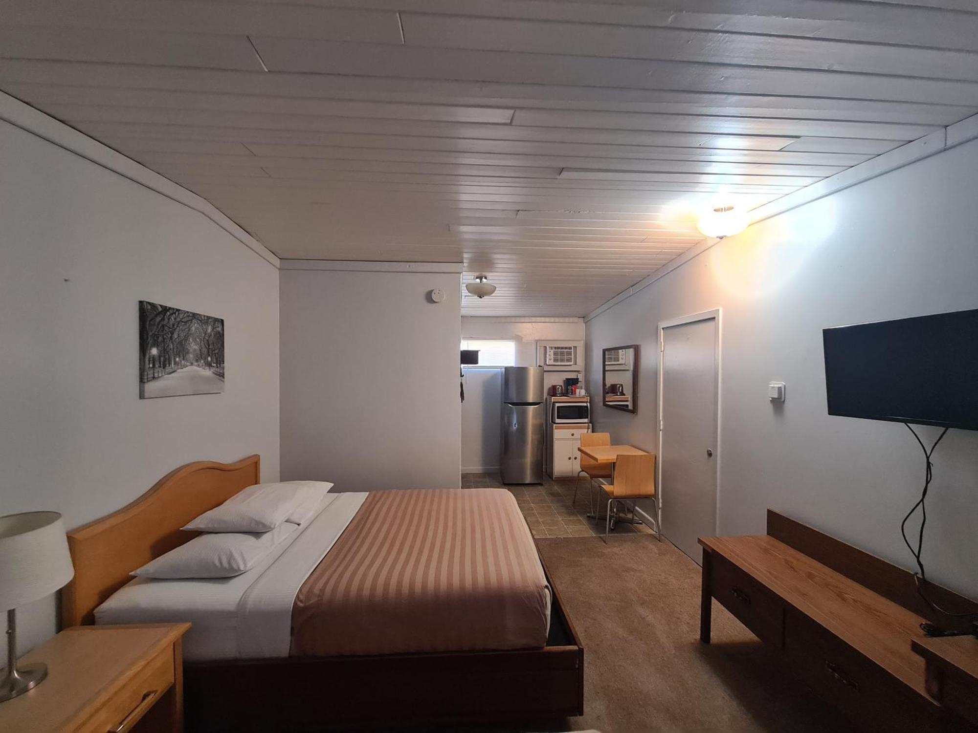 Sundowner Motel Cache Creek Bagian luar foto