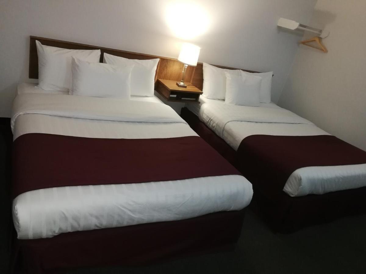 Sundowner Motel Cache Creek Bagian luar foto